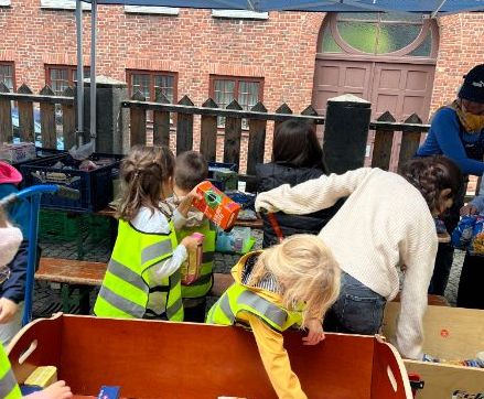 Kinder spenden für Münchner Tafel